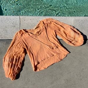 Jen’s pirate booty peach gauze balloon sleeve blouse